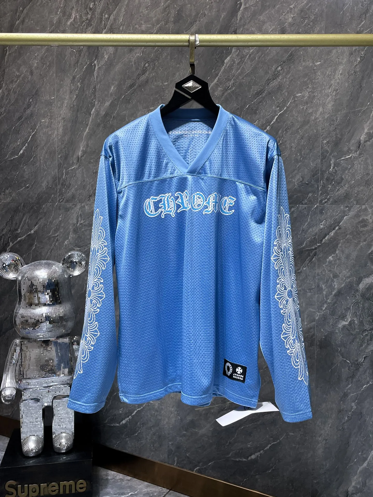 P216 Chrome Hearts 25ss customized version of the high-weight fabric of the jersey. Chrome mattyboy official website limited flower arm ice hockey jersey. Counter synchronization. Re-engraved version 1:1. Recommended color: black, limited blue, limited green. Number of yards: S, M, L, XL.